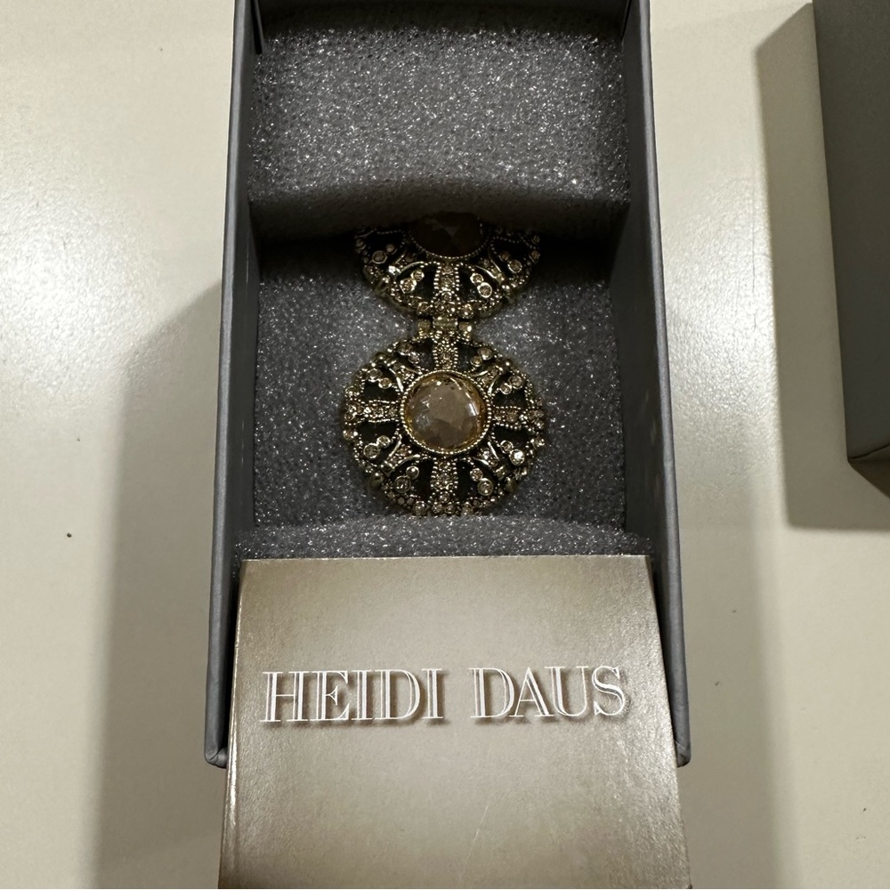 NWT Heidi Daus Gold Bracelet
